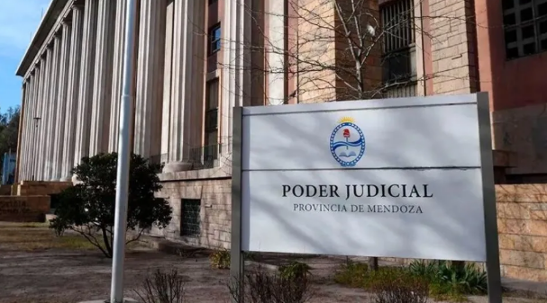 Poder Judicial alerta sobre cursos falsos para concurso de ingreso