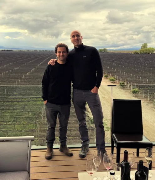 Manu Ginóbili disfrutó Mendoza: bodegas, vinos y una noche especial
