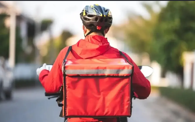 GURPI financia motos a repartidores de delivery en Mendoza