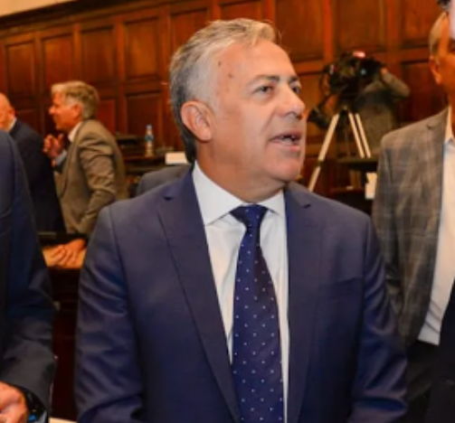 Mendoza gestiona crédito de USD 120 millones para modernizar red eléctrica