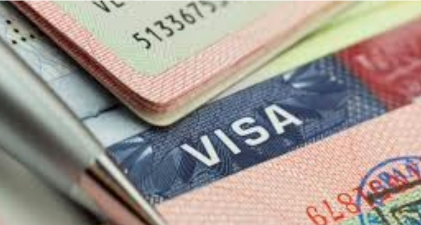 Trump suspende entrevistas para visas de inmigrante en embajadas globales