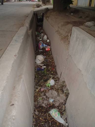 Mendoza aprueba multas y arresto por tirar basura en cauces de agua